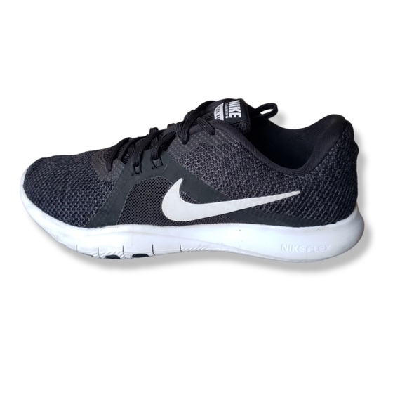 Nike Shoes - Nike Training Flex TR8 Sneakers Size 8